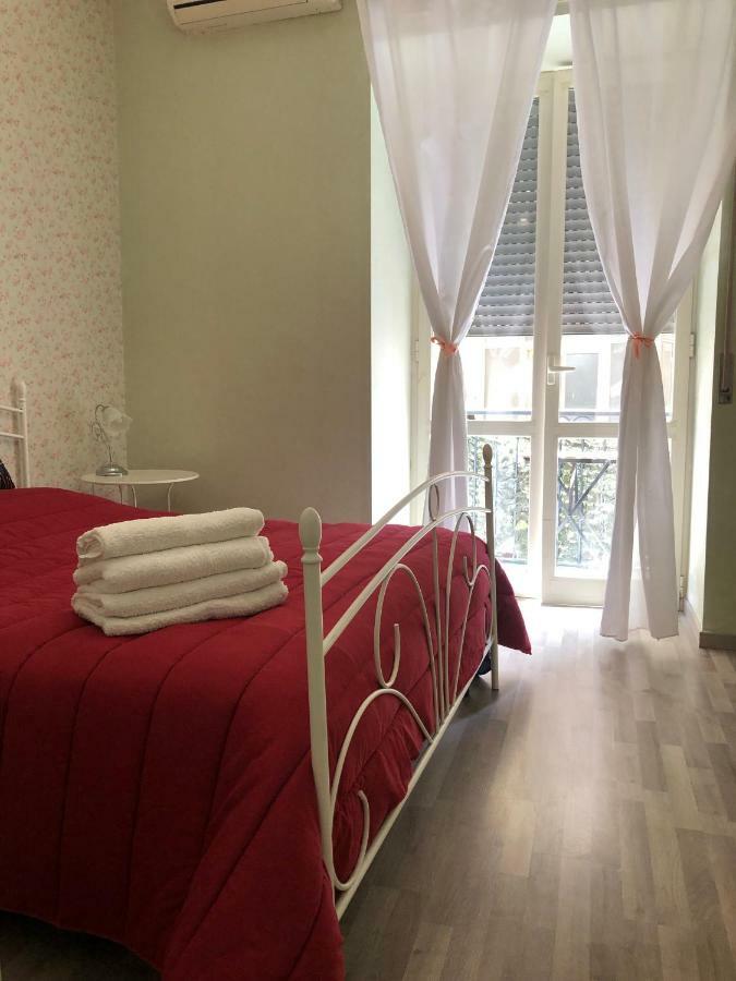 Vacanze Napoletane Наполи Екстериор снимка